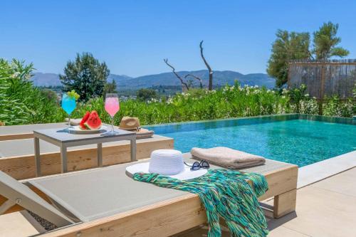 Archangelos Villa | Massari Hills Villa 8