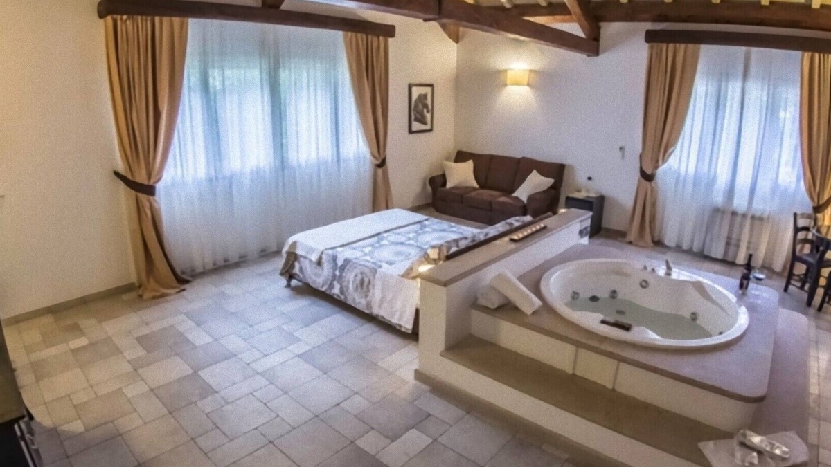 Brindisi Apartment | MASSERIA BARONI NEW Exclusive fashion Carrubi Suite