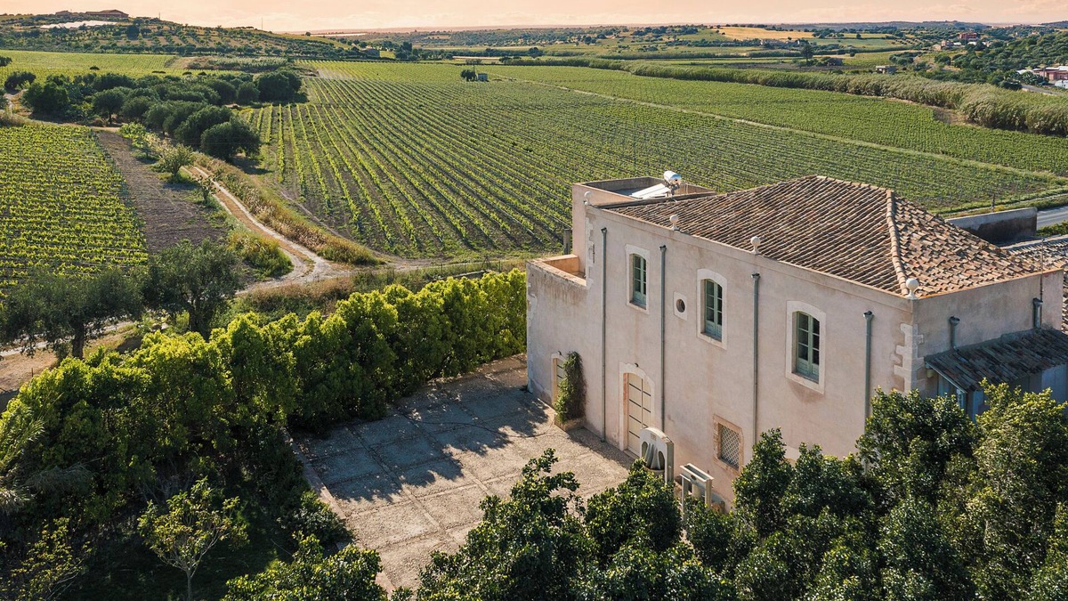 Noto House | Masseria BaroninLuxurious Sicilian Countryside Retreat; Relax and Explore.