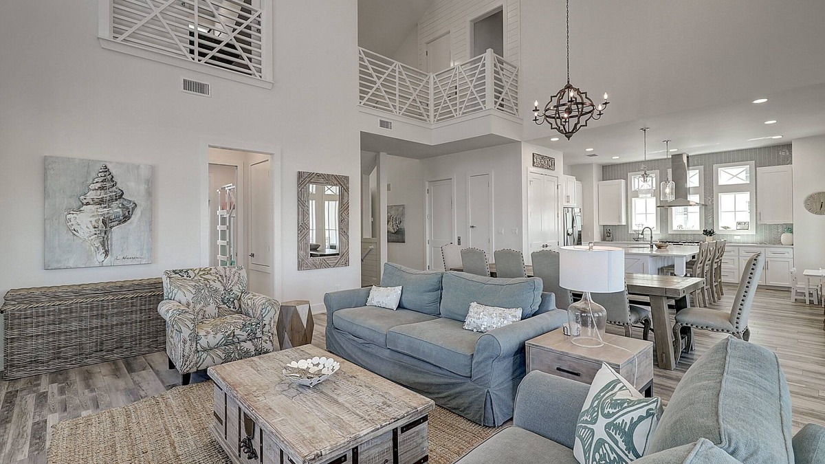 Cinnamon Shore House | Massive Cinnamon Shore Charmer w/Game Room, Private Hot Tub+Amenity Access