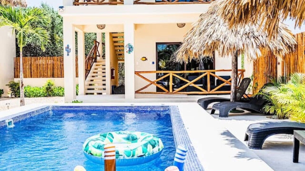 Isla Holbox House | Massive compound/Walk to the beach!