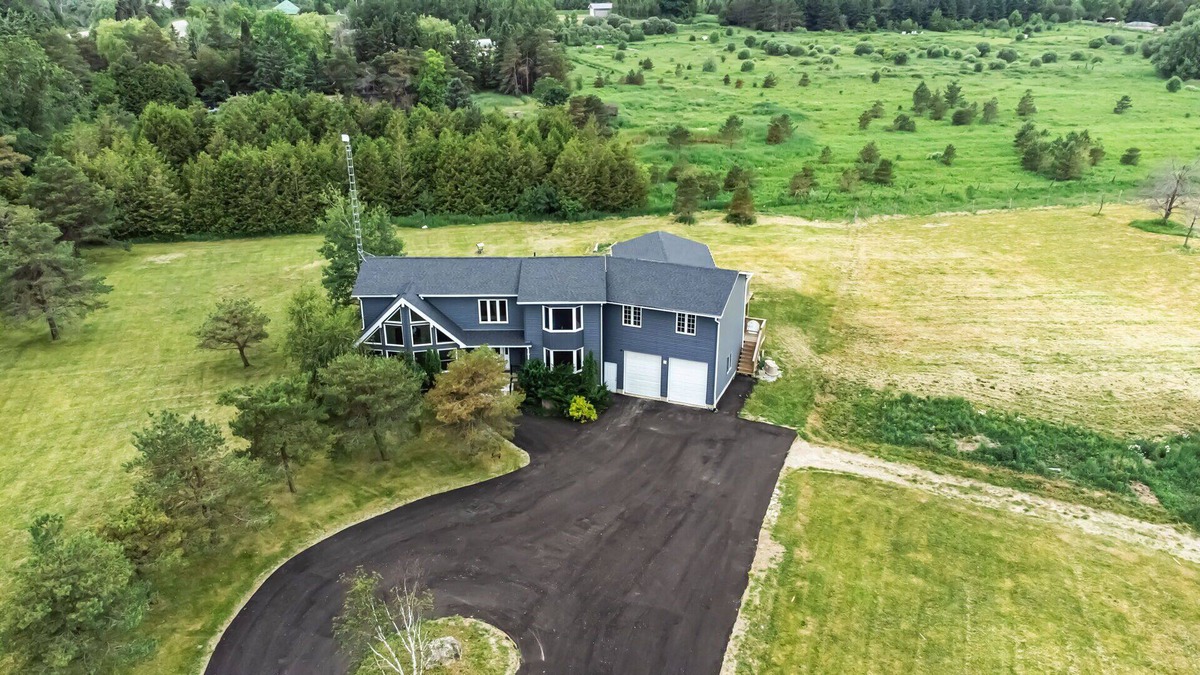 Amaranth Other | Massive farmhouse with 10 acres land in Orangeville area.