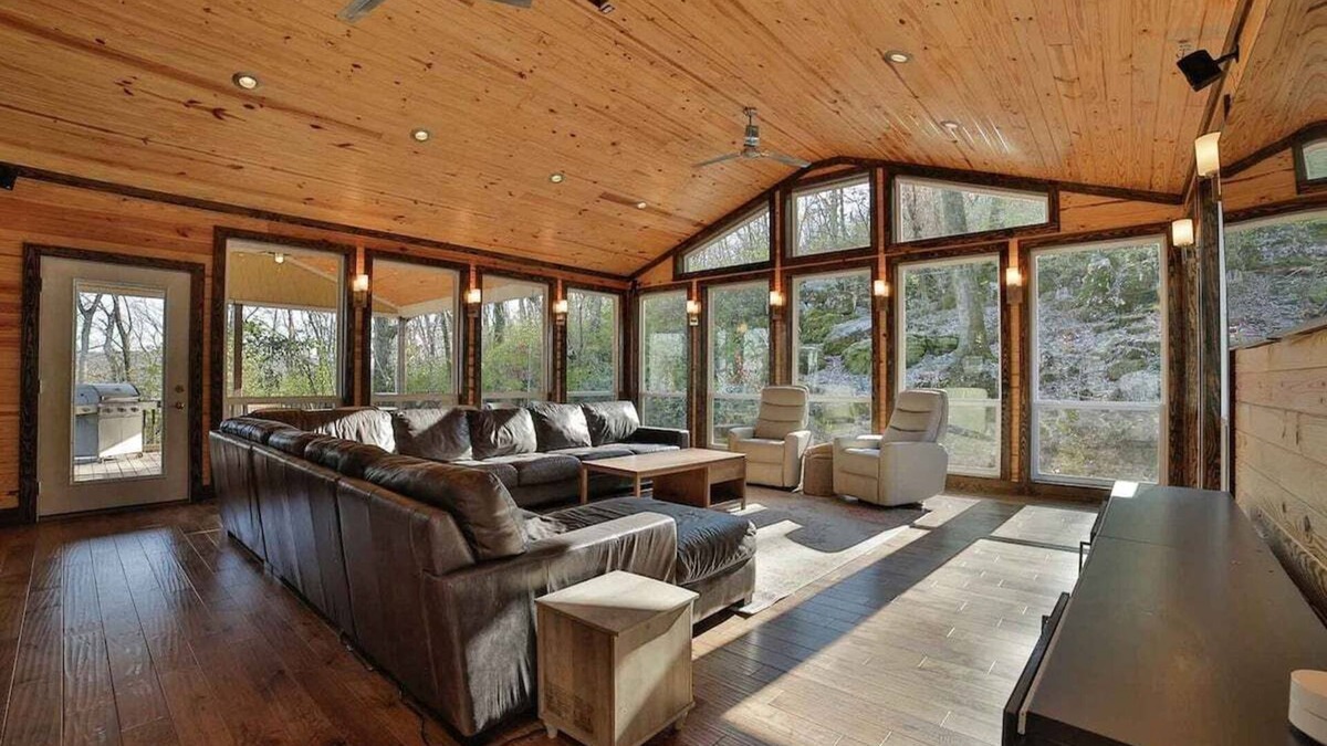 Lookout Valley Neighborhood Association Ski Chalet | Massive Vacation Home with Pool & Swim Spa