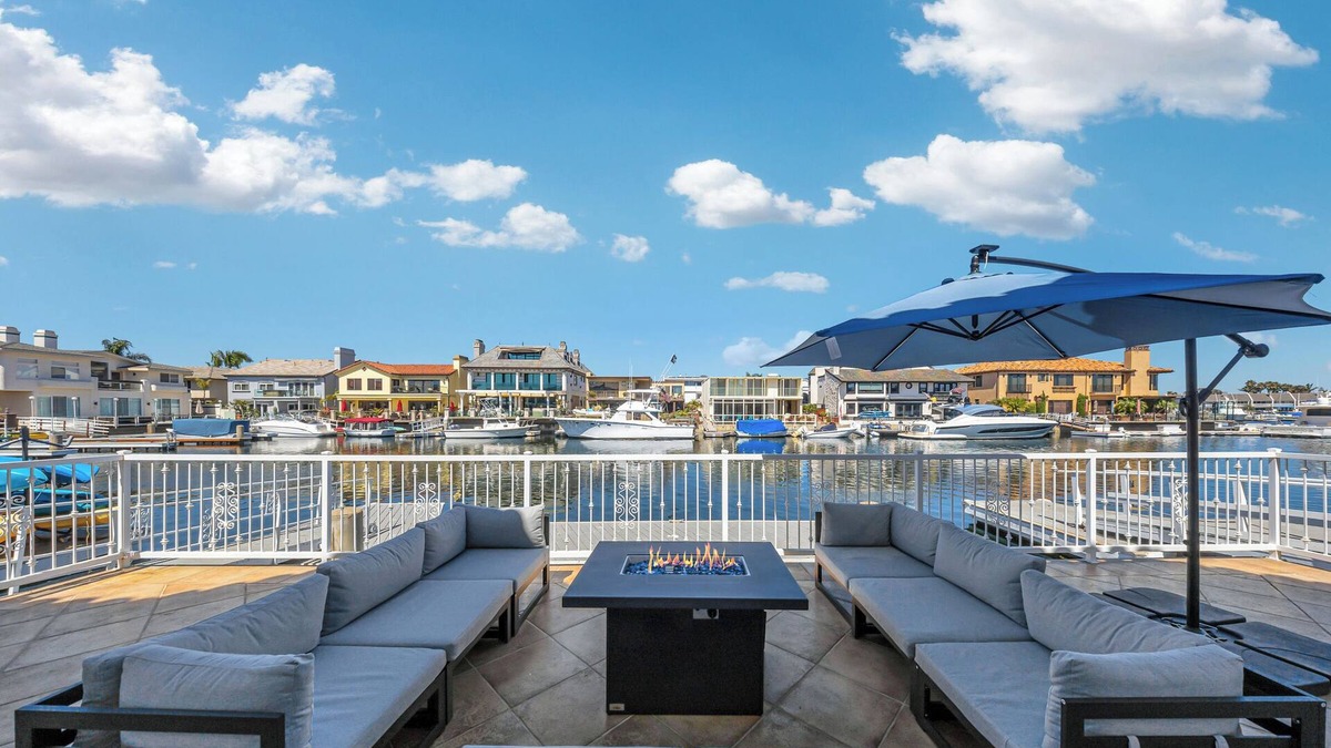 Huntington Harbour House | Massive Waterfront Mansion HB - Hot Tub Kayak!
