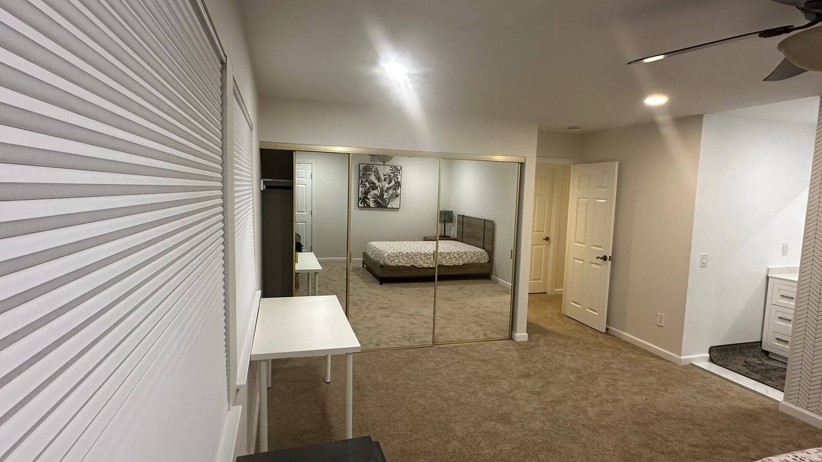 Rancho Bernardo House | Master bedroom-Rancho Bernardo