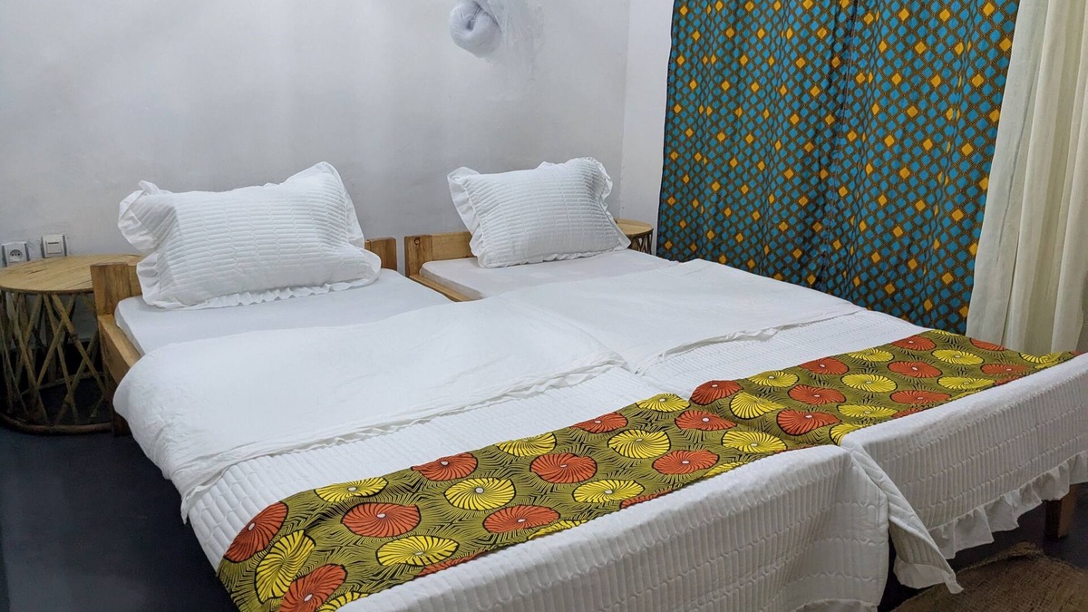 Ruhondo Apartment | MASTER ROOM located in Lake view and Volcanos view