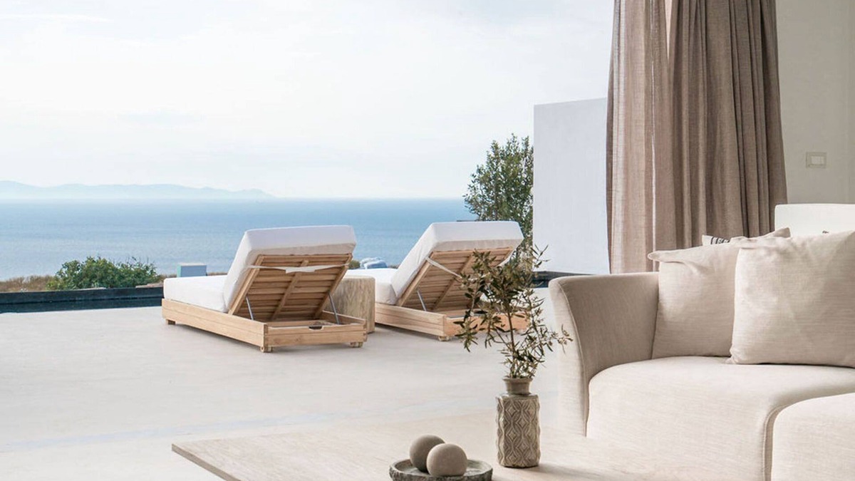 Oia Villa | Master Santorini Villa | 4 Bedrooms | Villa Paradiso Marino | Private Heated.