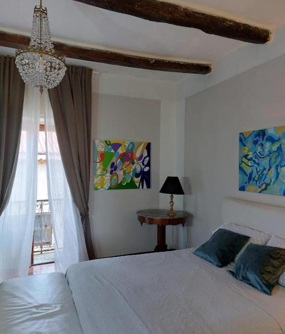 Novi Velia House | Matisse Private Suite