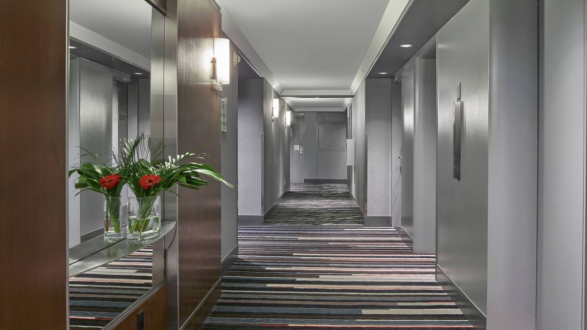 Downtown Edmonton Hotel | Matrix Hotel