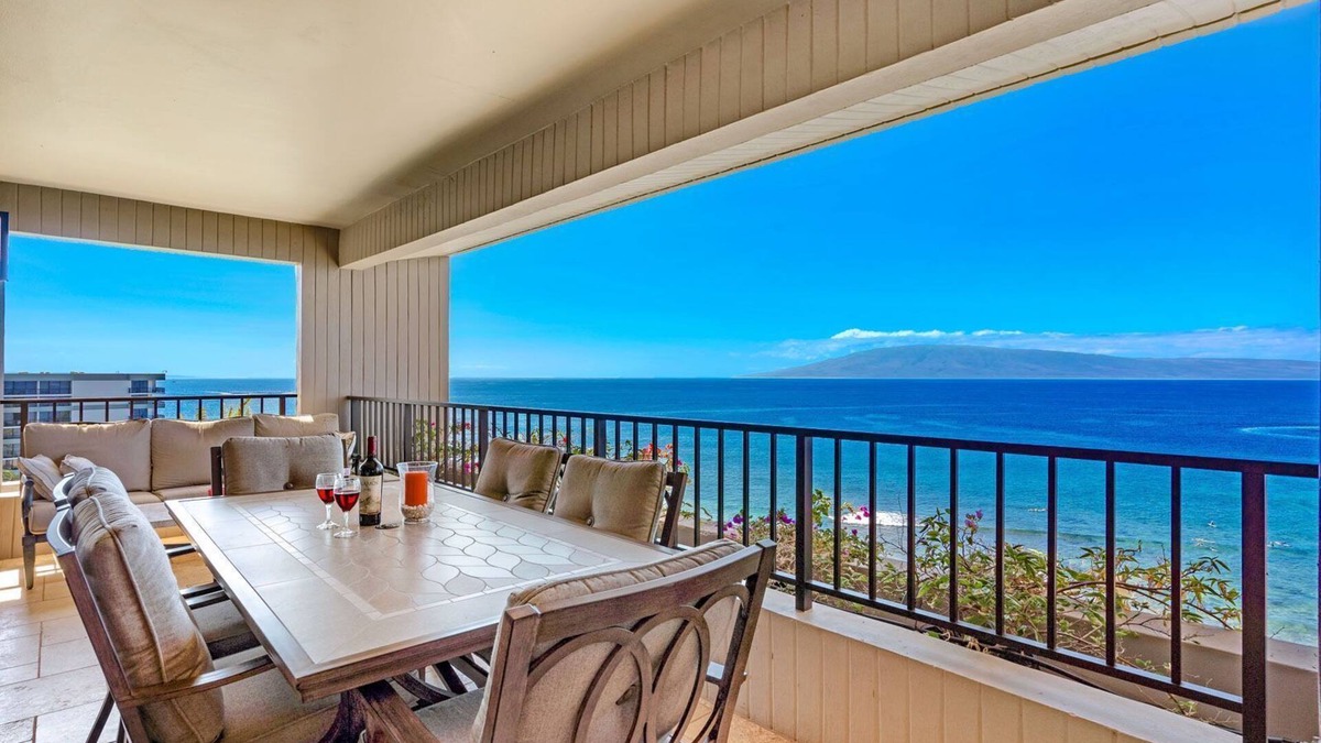 Kaanapali Condo | Maui Resort Rentals: Kaanapali Ali'i – 5 Total Bedrooms, Luxuriously Remodeled, Oceanfront Royal Penthouse Offering, Sleeps 14!