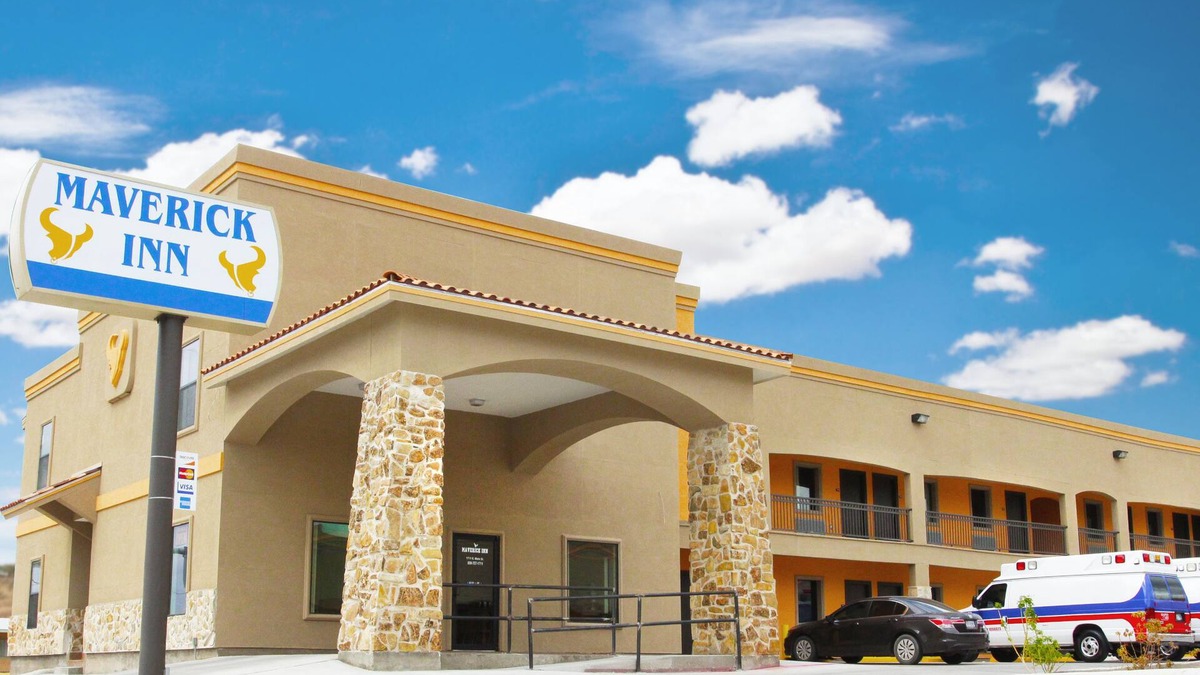Eagle Pass Hotel | Maverick Inn