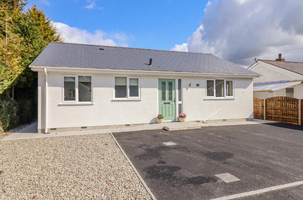 Llanycil House | Mawnog Fach