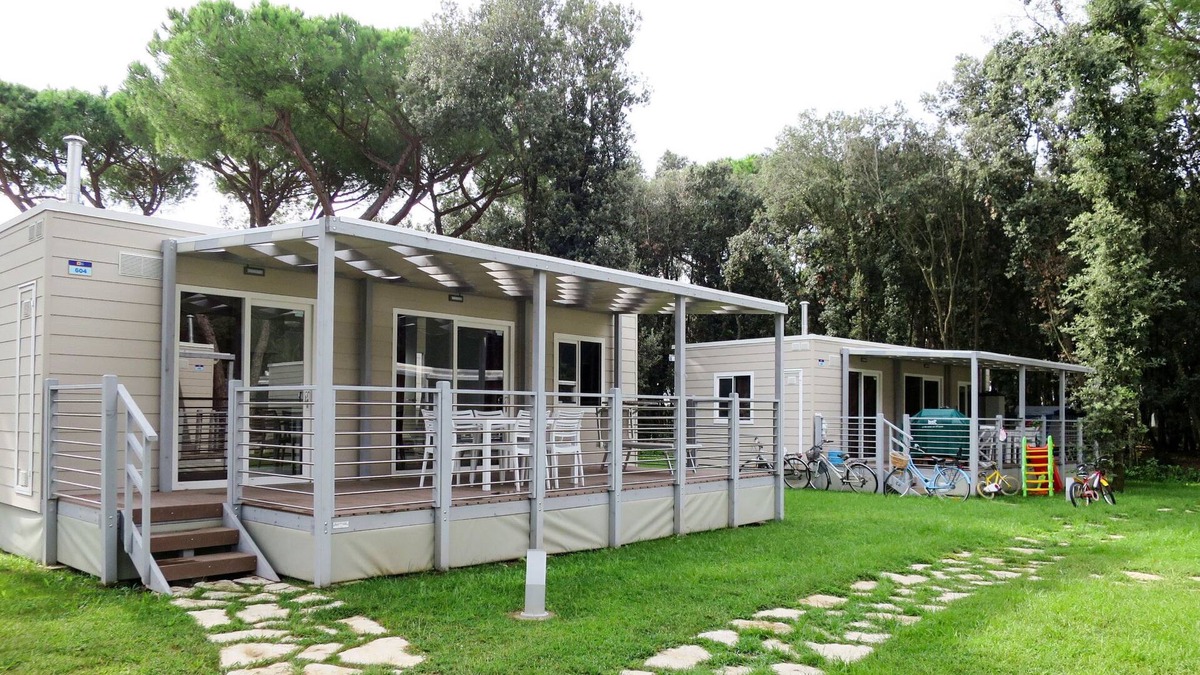 Baia Domizia House | Maxi Caravan Capri by Interhome