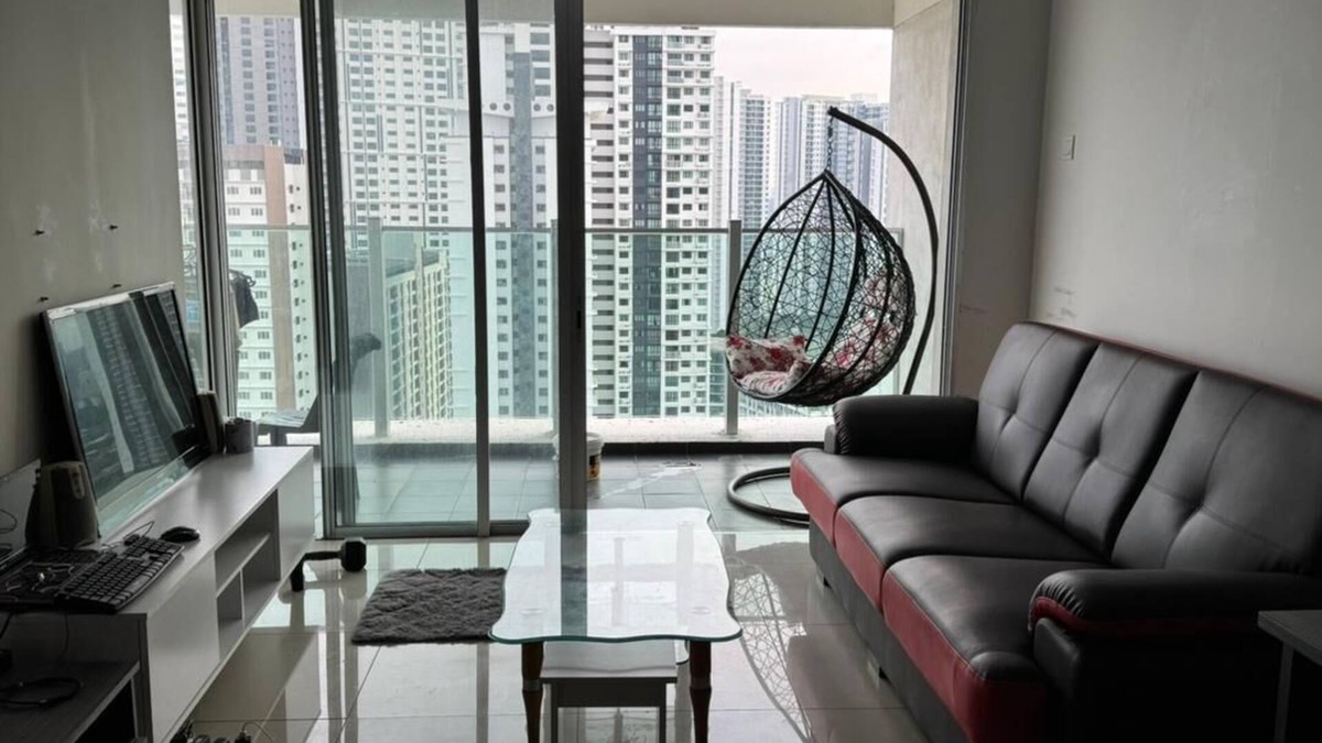 Sentul Pasar Apartment | Maxim City Lights, 28th Floor City View with Balcony