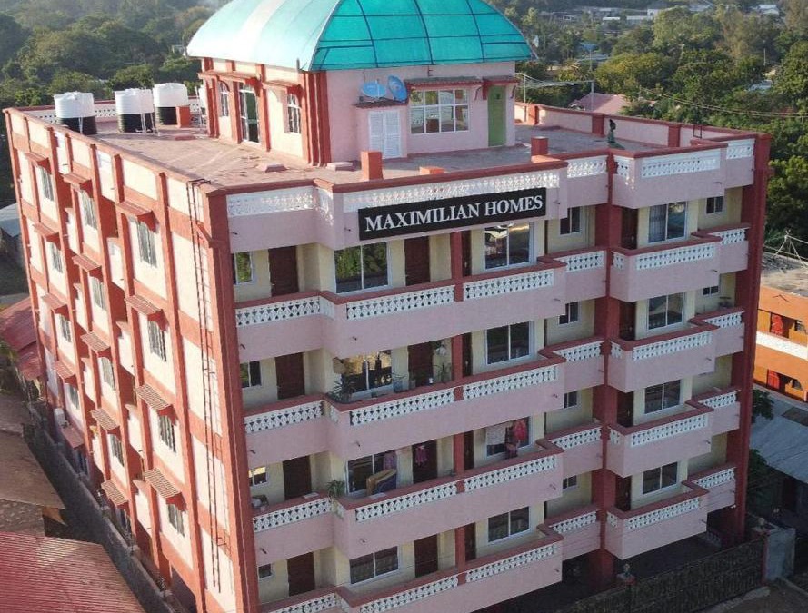 Kilifi Bed & Breakfast | MAXIMILIAN HOMES