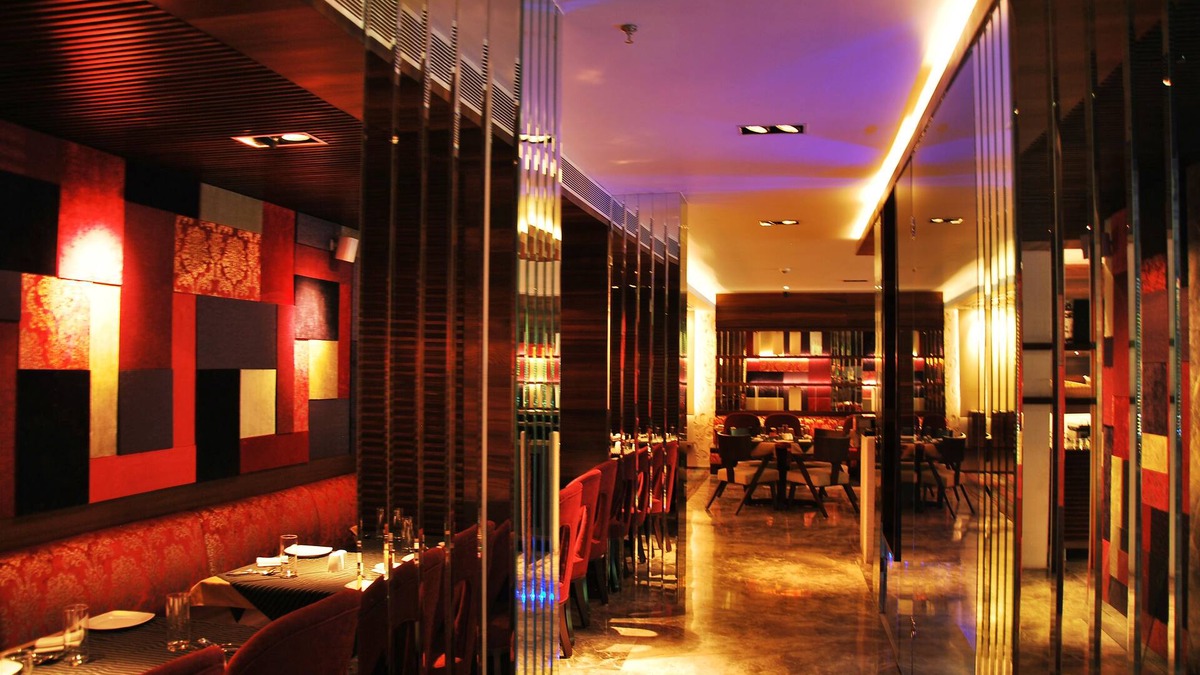 Sector 35 Hotel | Maya Hotel