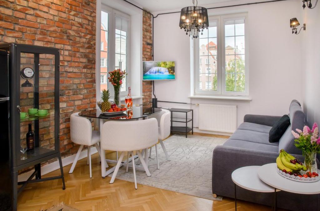 Old Town Apartment | Maya's Flats & Resorts 63 - 3 rooms apartment on Chlebnicka Street Old Town Gdansk