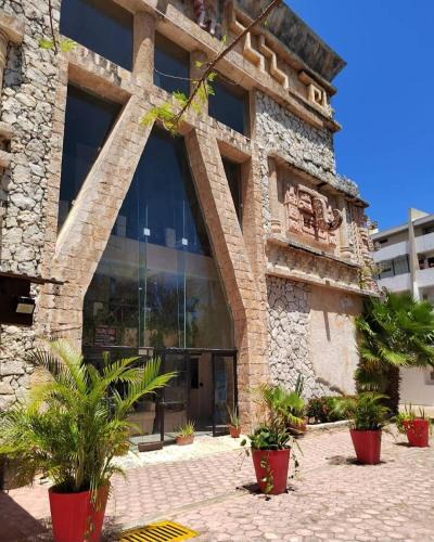 Punta Cancun Hotel | Mayafair All Inclusive