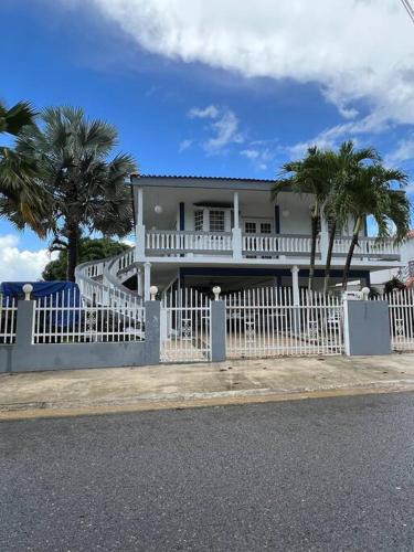 Rio Canas Abajo Villa | Mayaguez Spacious 3 bedroom villa