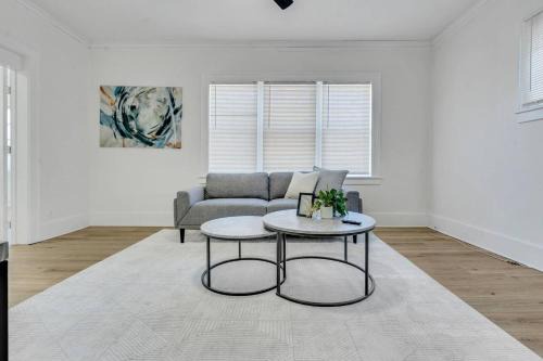 Downtown Rochester Apartment | Mayflower 301 Breathtaking 2bed1bth