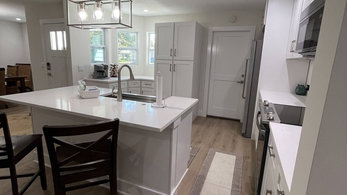 Isle of Palms House | Mayo Clinic 1.8 miles #2 Your Home Away From Home