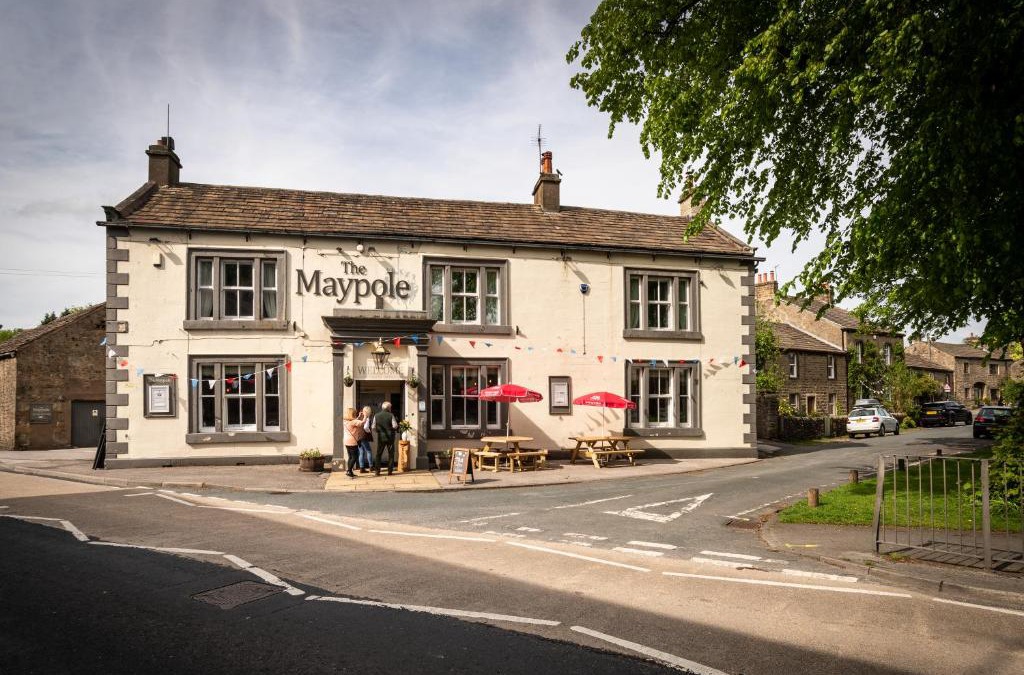 Long Preston Bed & Breakfast | Maypole Inn