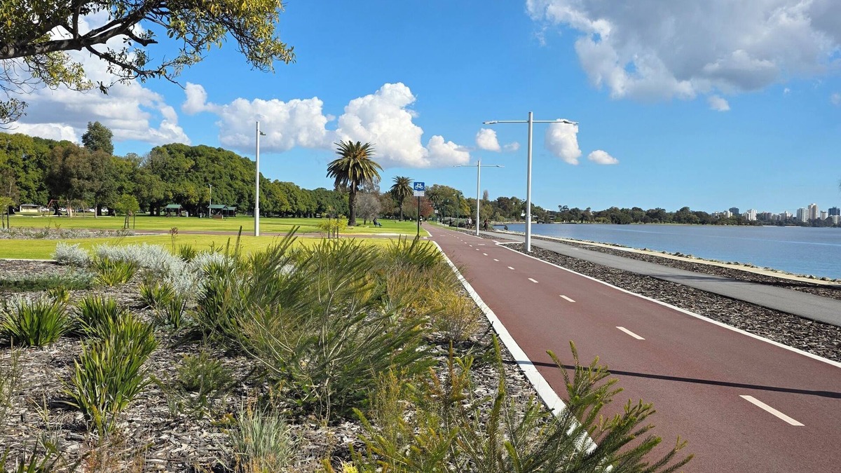 Victoria Park Apartment | McCallum Park Unit - Riverside Gem!