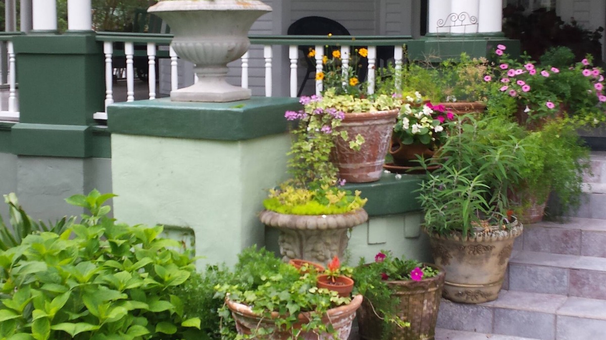 Quincy Bed & Breakfast | McFarlin House B&B