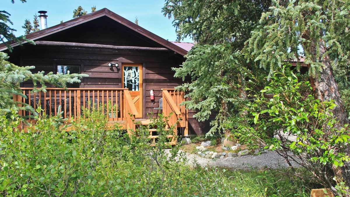 Denali National Park Cabin | McKinley Creekside Cabins & Cafe'-The Carlo Guest Cabin