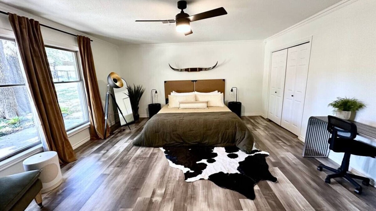 Duncan House | McNair Fairgrounds Cowboy Lodge