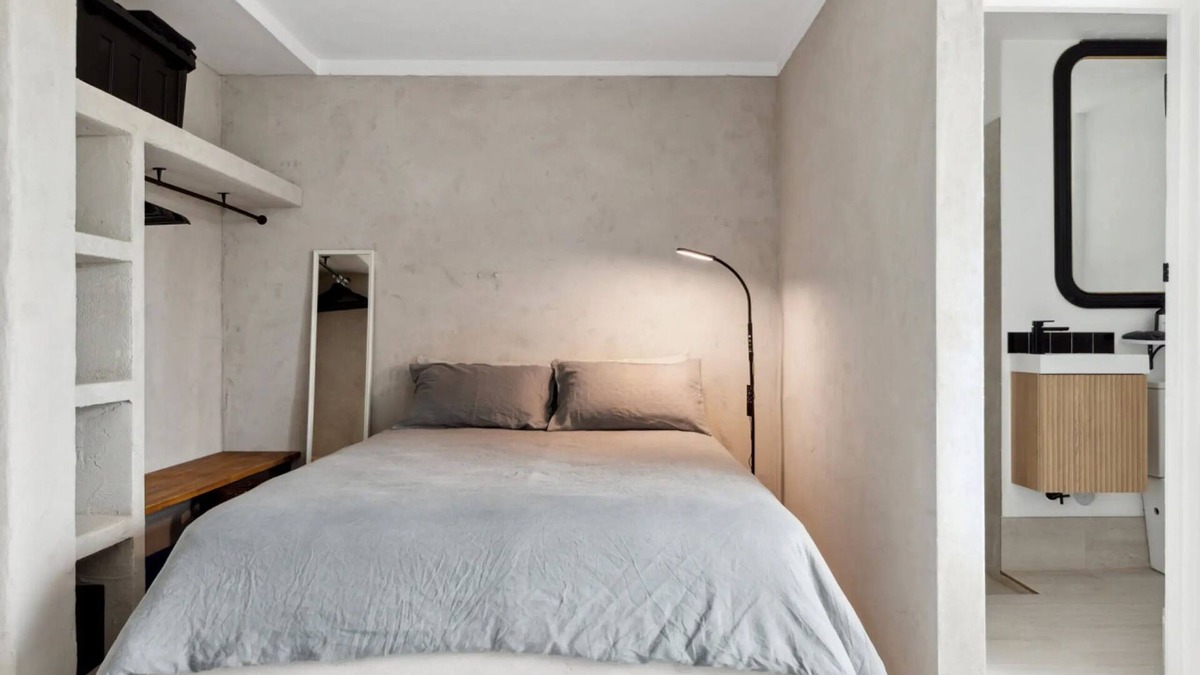 North Fremantle Apartment | Med Vibes in North Freo - 5 minutes from Fremantle, your own private apartment!