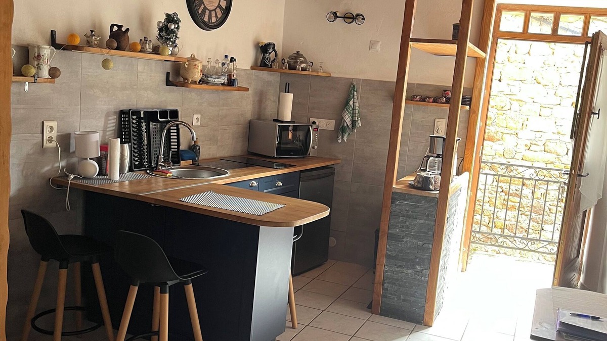 Capdenac-Le-Haut Apartment | Medieval escapade at Capdenac-le-Haut