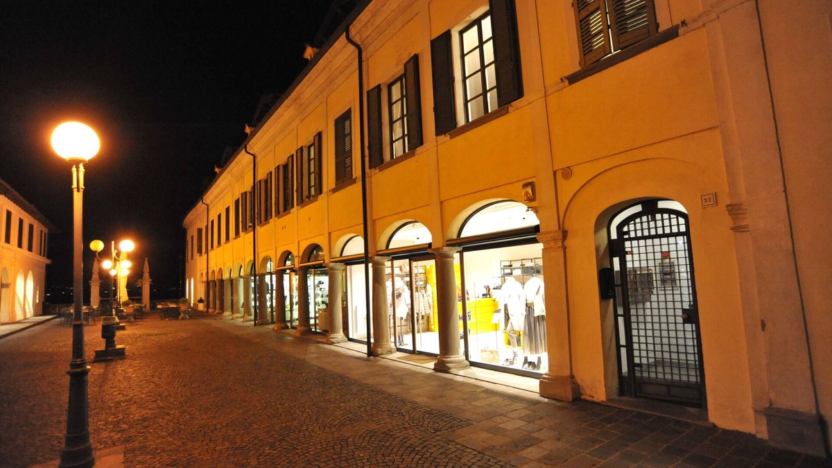Iseo House | Medieval Field Gate House