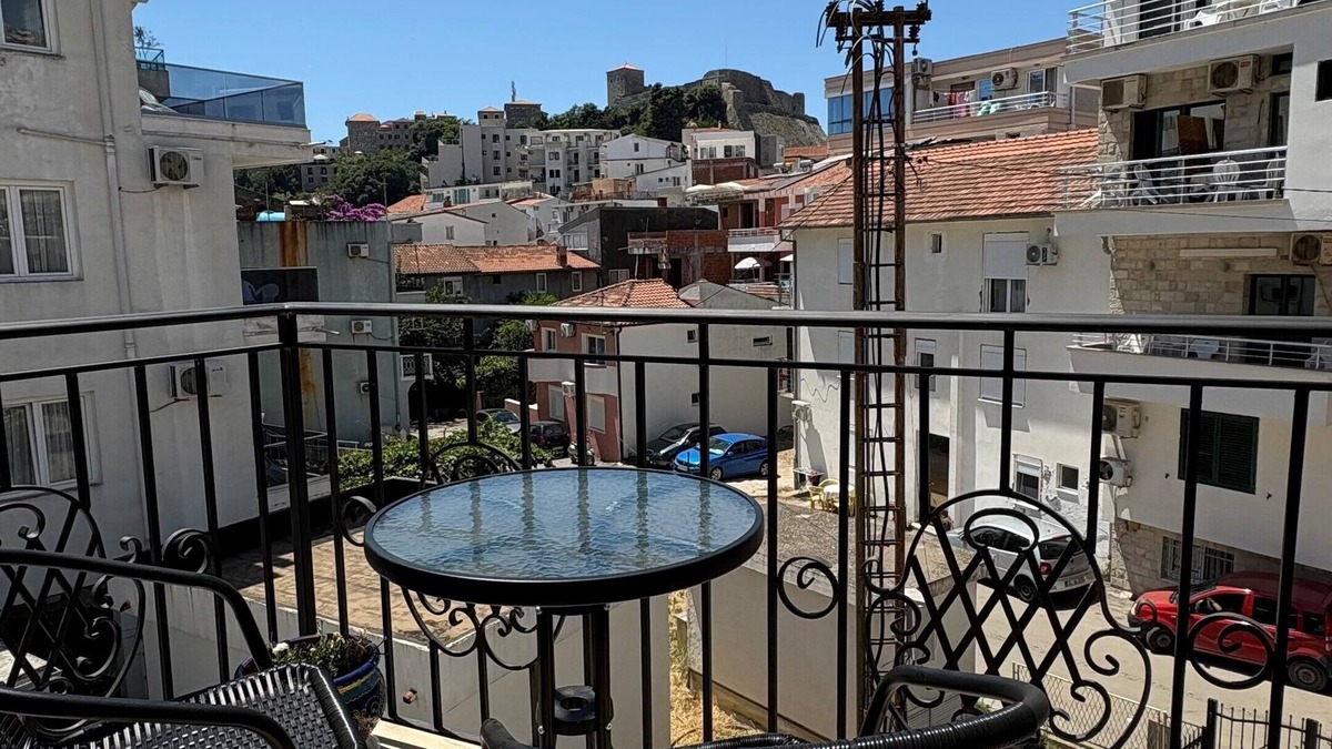 Ulcinj House | Mediterranean modern house with the Old Town view in the heart of Ulcinj