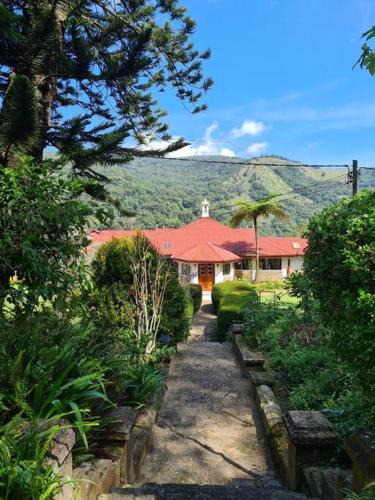 Nuwara Eliya House | Meena Ella Colonial Bungalow