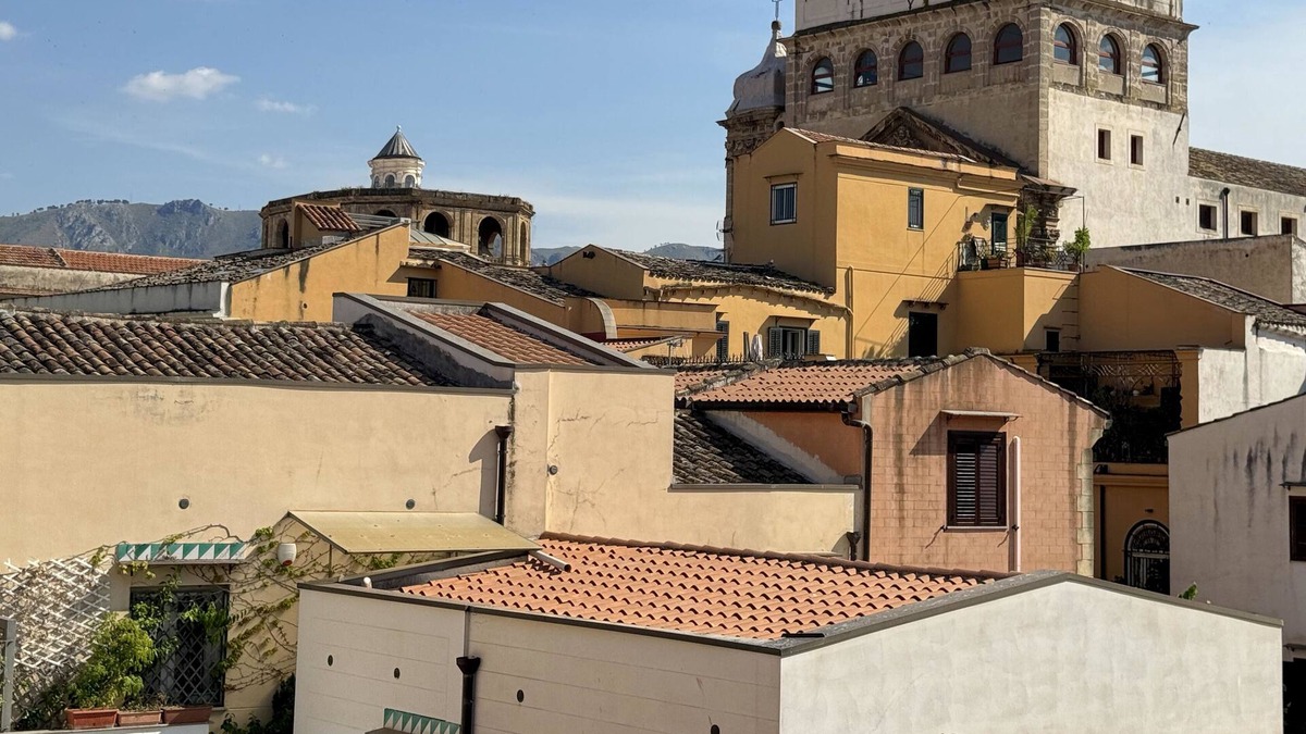 Monte di Pieta Apartment | Meetup on The Terrace View with Private Parking