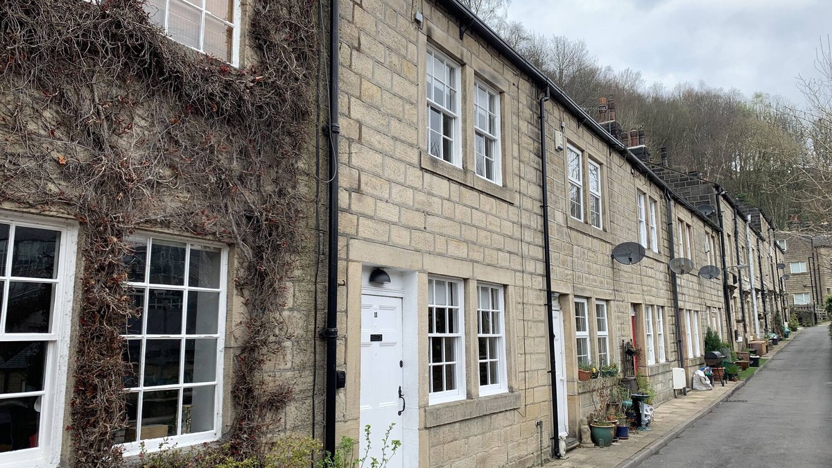 Wadsworth House | MEG'S DEN, pet friendly, character holiday cottage in Hebden Bridge