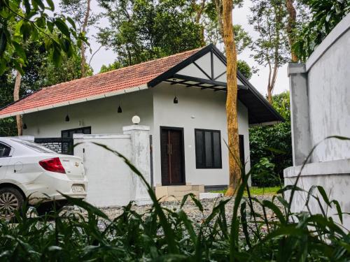 Mananthavady House | Meghamalhar Den