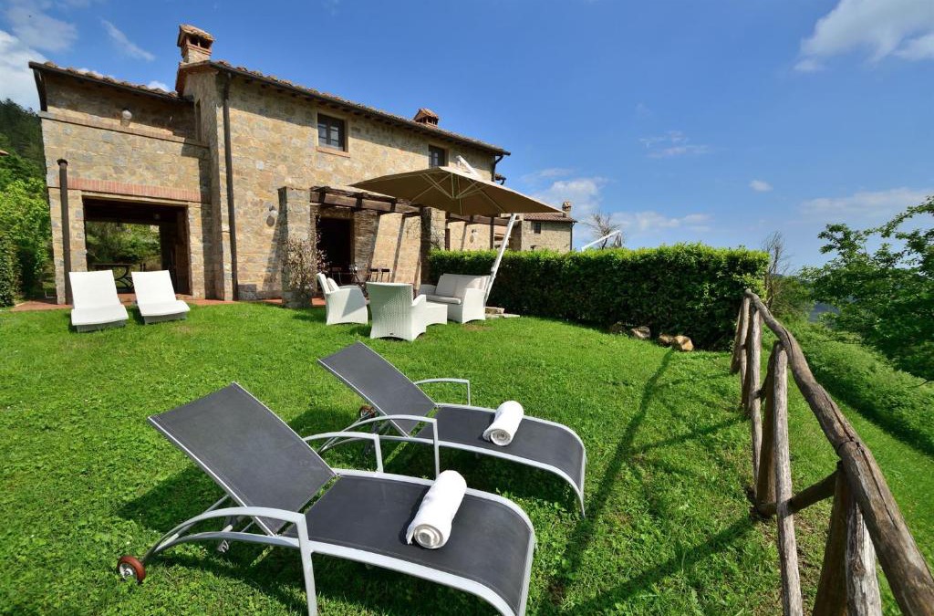 Roccalbegna House | Mela a Poderone