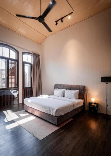 Downtown George Town House | Melayu Villa by Aayu - 8 mins walk to Armenian St