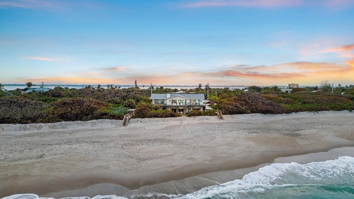 Melbourne Beach Condo | Melbourne Beachfront Oasis - Beach Penthouse