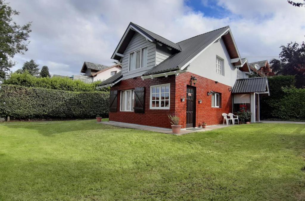 San Carlos de Bariloche Cabin | Melipal Flats