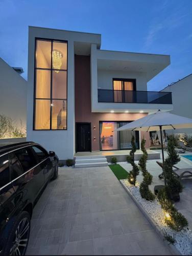 Ishem Villa | Melodié Family Villa