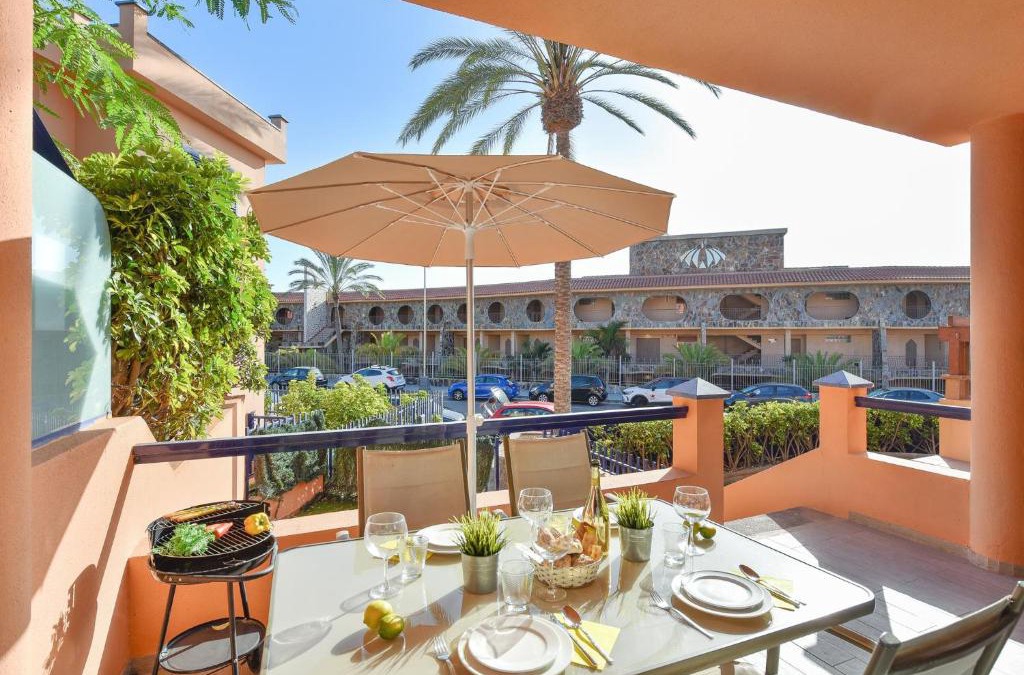 Costa Meloneras Apartment | Meloneras Bahia 28 by VillaGranCanaria