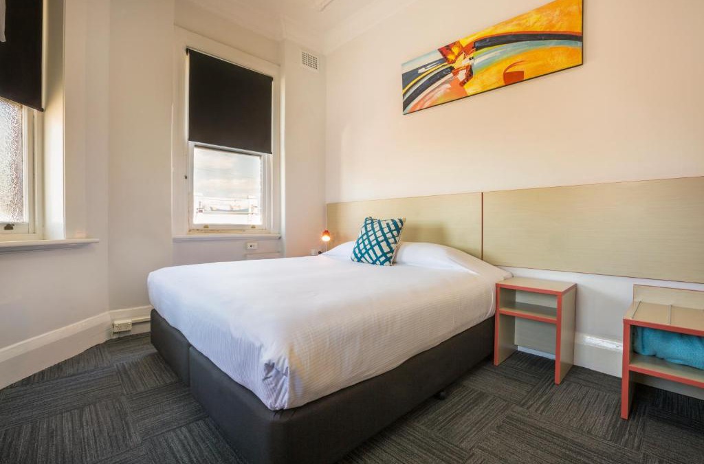 Auburn Hotel | Melton Hotel Auburn