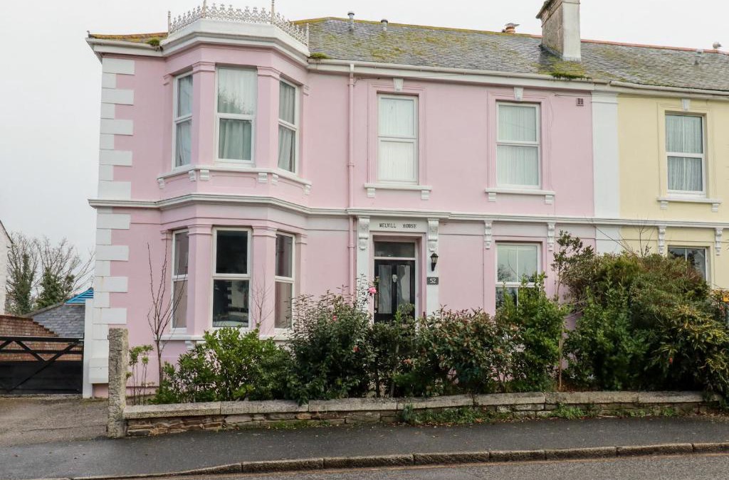 Maenporth House | Melvill House