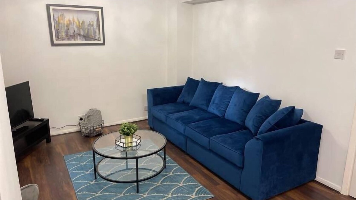 Edgbaston Apartment | Melville Road Apartment - Birmingham City Centre