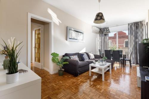 Sant Antoni Apartment | Mercat Sant Antoni 4