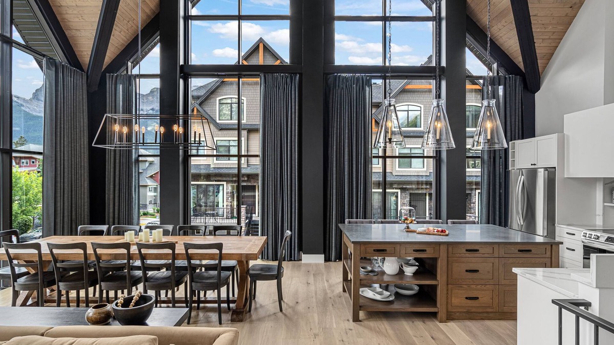 Canmore House | Mercer Clubhouse