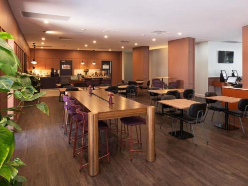 Newcastle West Hotel | Mercure Newcastle